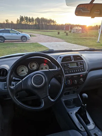 Toyota Rav4 2002 photo 3