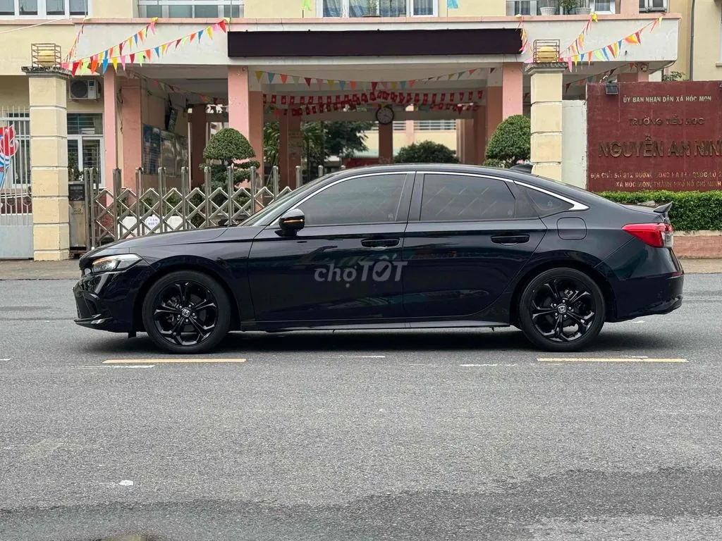 Honda Civic 2023 photo 4