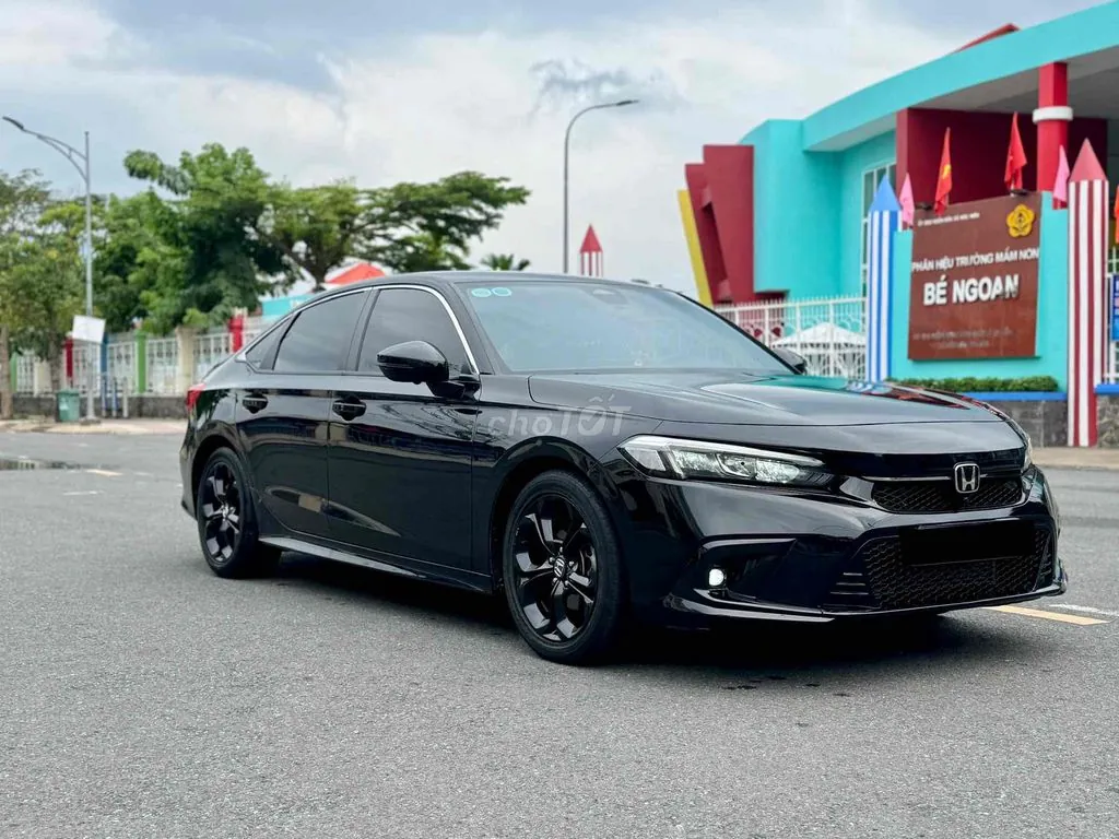 Honda Civic 2023 photo 2