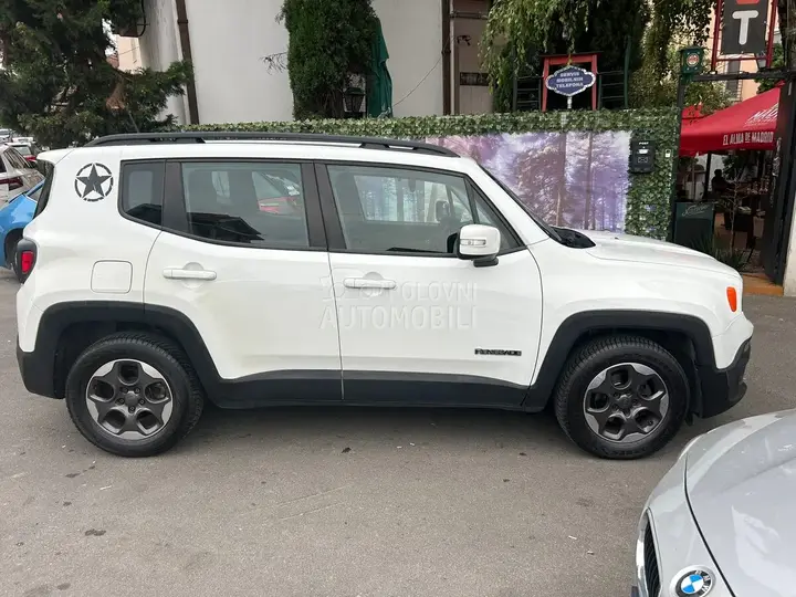Jeep Renegade 2015 photo 4