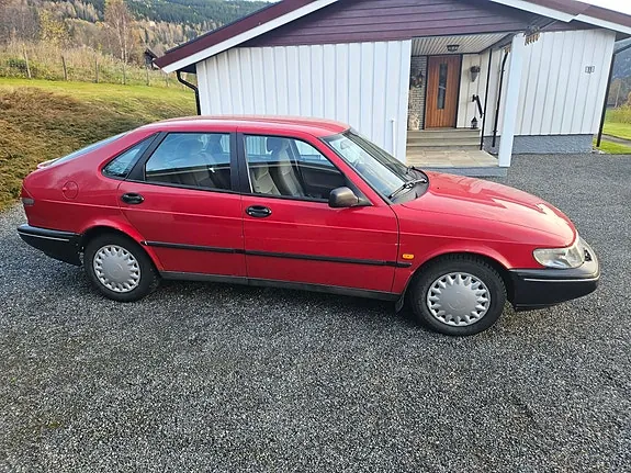 Saab 900 1994 photo 2