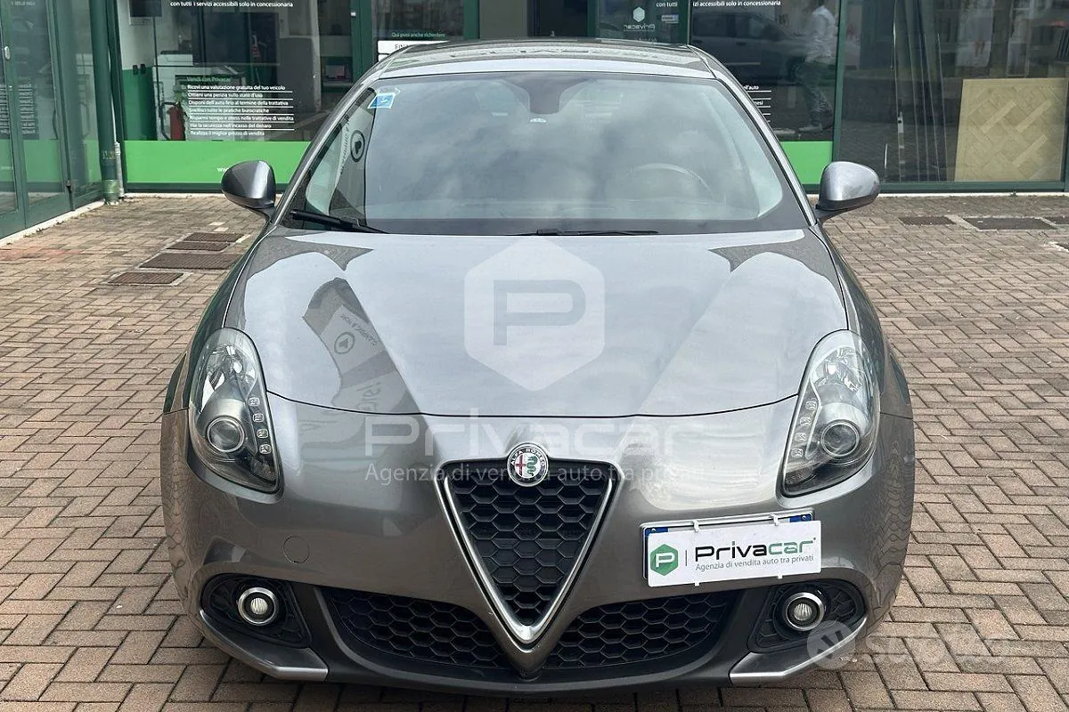 Alfa Romeo Giulietta 2018 photo 2