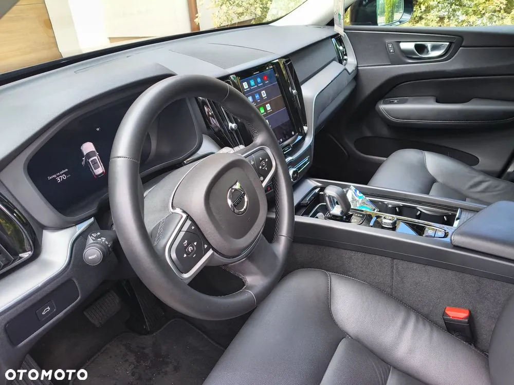Volvo Xc 60 2025 photo 2