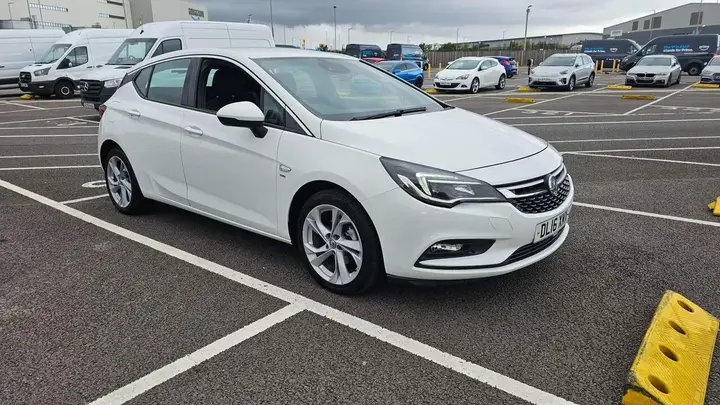 Vauxhall Astra 2016 photo 4