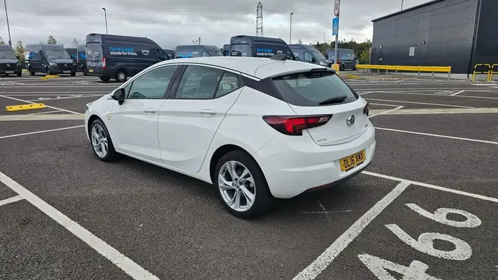 Vauxhall Astra 2016 photo 5