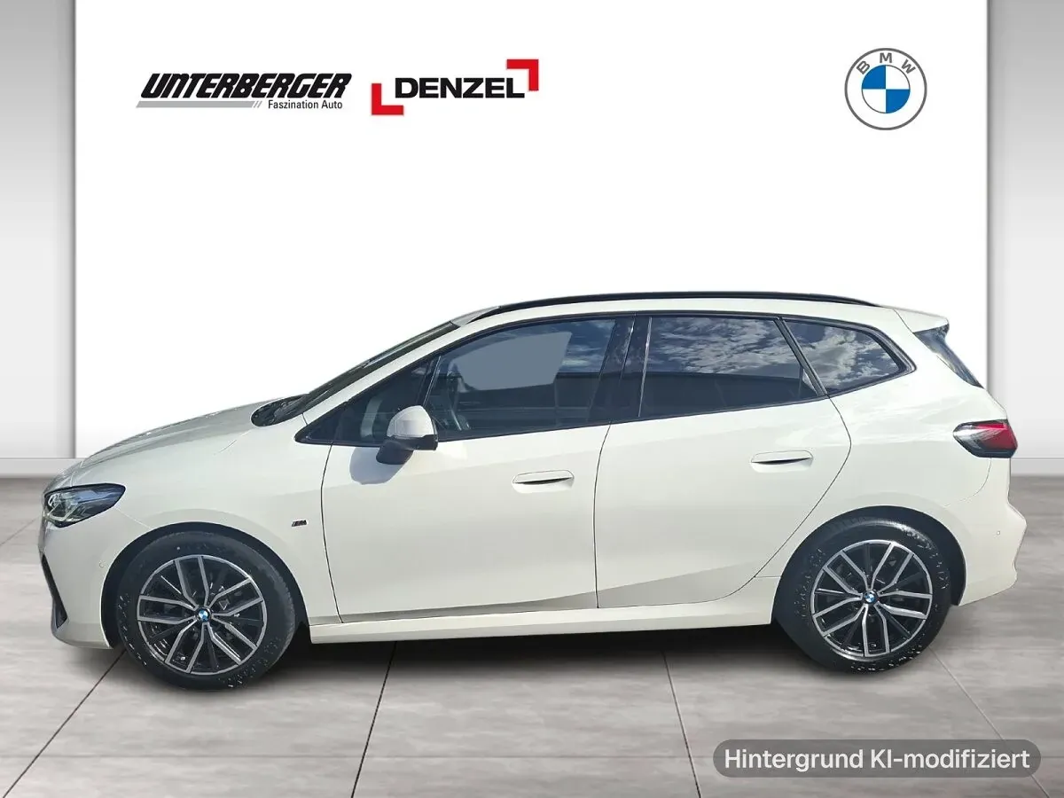 BMW 2 Series 2023 photo 3