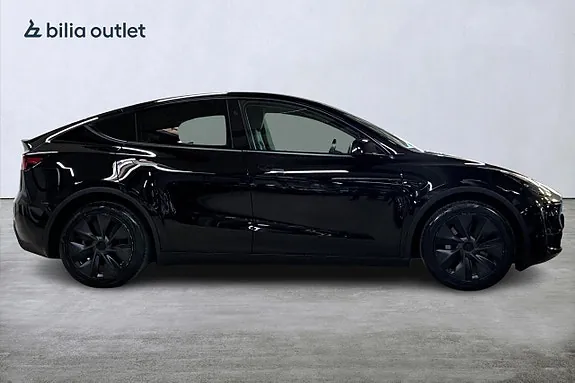 Tesla Model Y 2025 photo 5