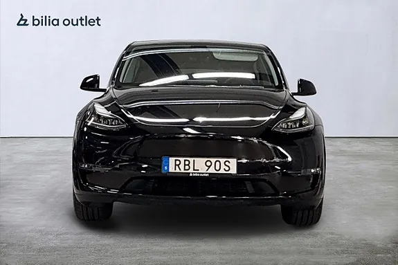 Tesla Model Y 2025 photo 3