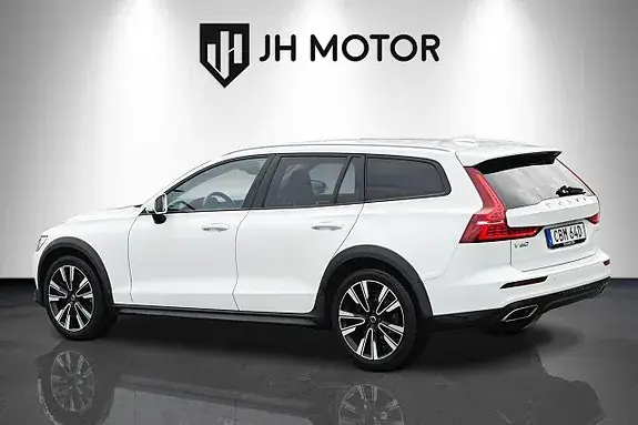 Volvo V60 Cross Country 2020 photo 4