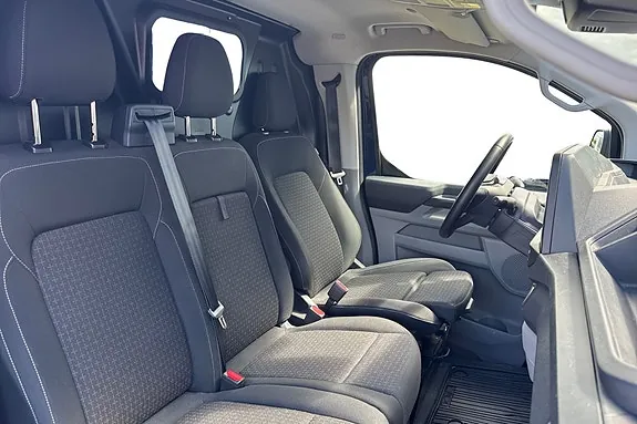 Ford Transit Custom 2025 photo 4
