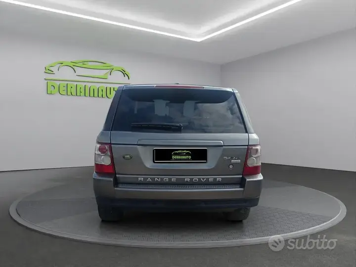 Land Rover Range Rover Sport 2009 photo 3