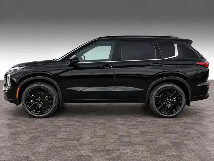 Mitsubishi Outlander 2026 photo 4