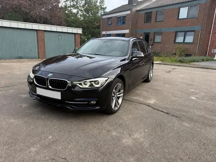 BMW 320D Touring Sport Line