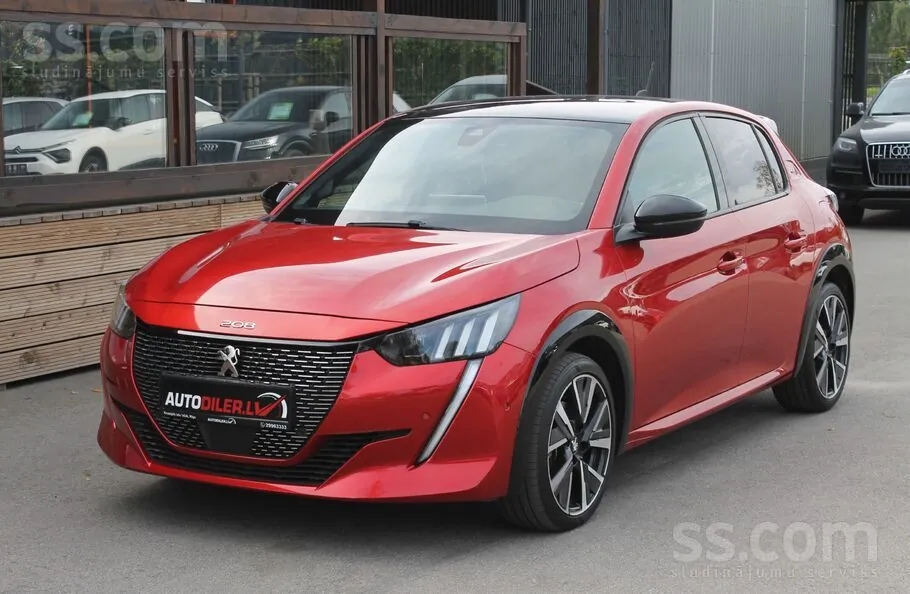 Peugeot 208 2021 photo 2