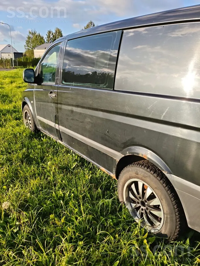 Mercedes-Benz Vito 2005 photo 2
