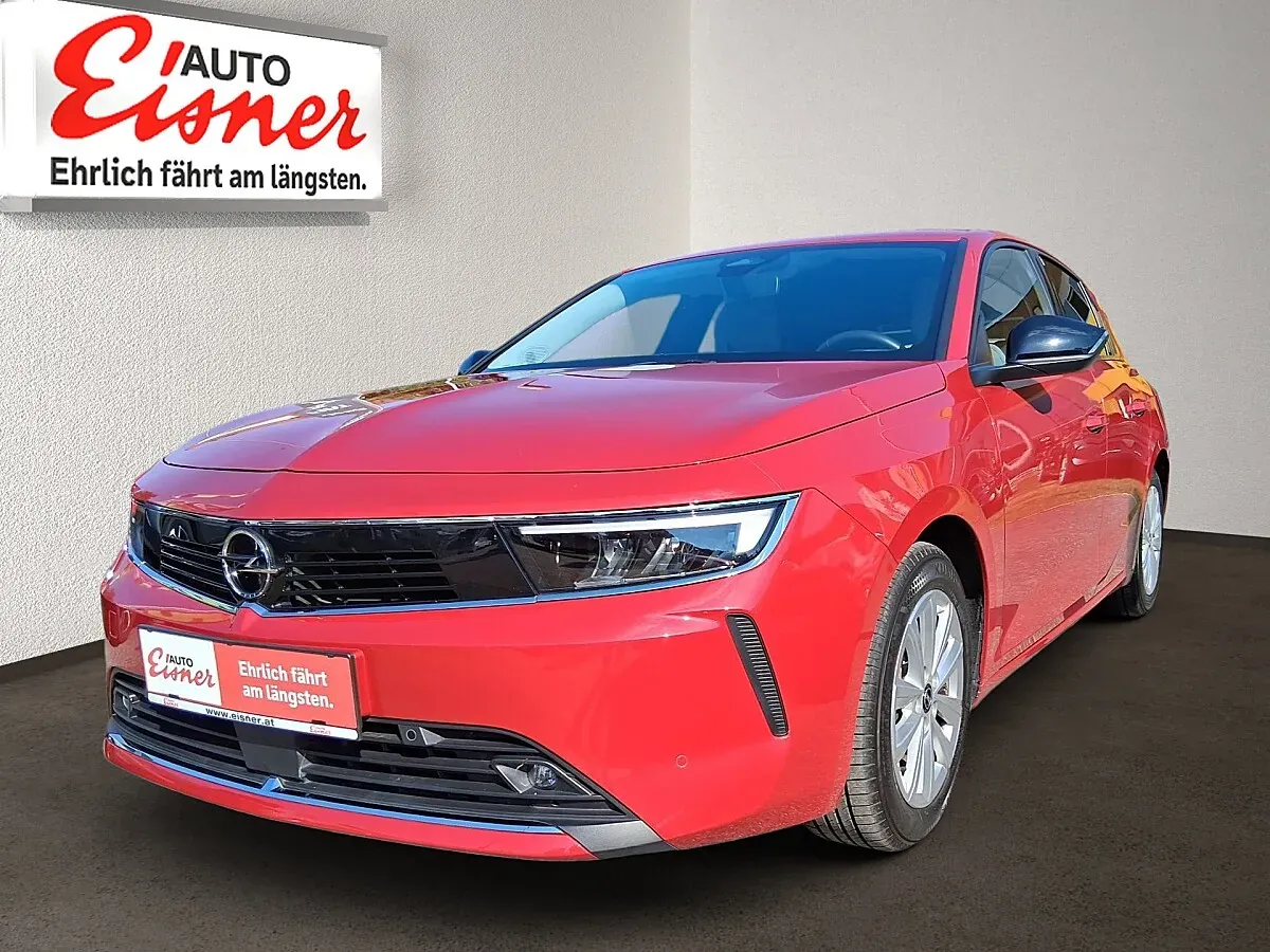 Opel Astra 2023 photo 2