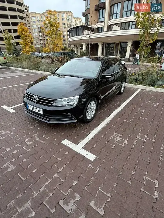 Volkswagen Jetta 2015 photo 2
