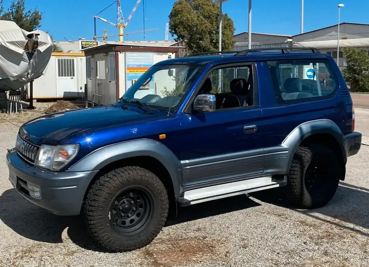 Toyota Land Cruiser 1999 photo 3
