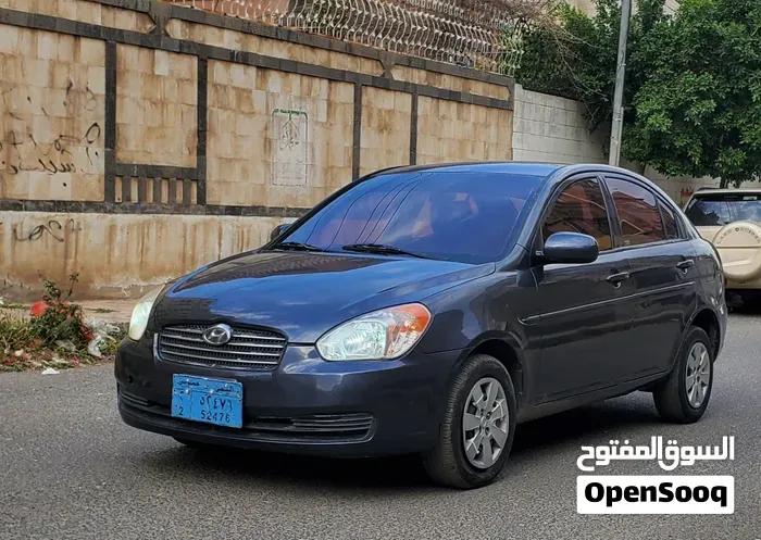 Hyundai Accent 2011 photo 2