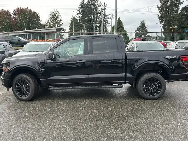 Ford F-150 2026 photo 2