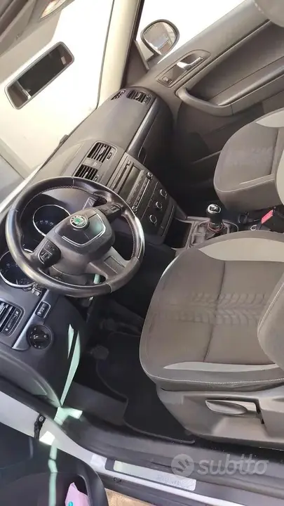 Skoda Yeti 2013 photo 4