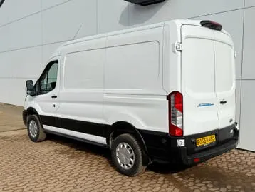 Ford E-Transit 2022 photo 3