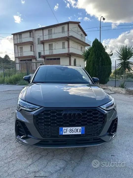 Audi Q3 2020 photo 4