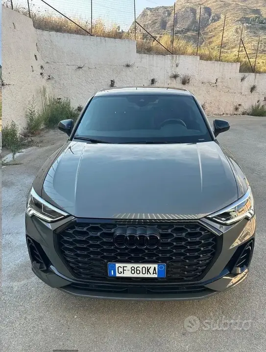 Audi Q3 2020 photo 2