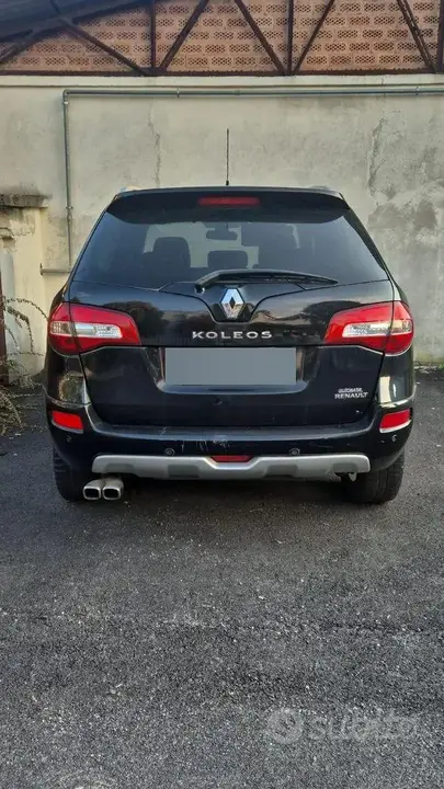 Renault Koleos 2011 photo 2