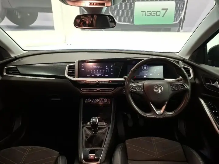 Vauxhall Grandland 2023 photo 3