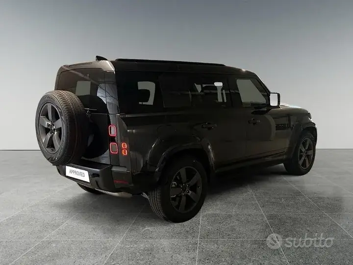 Land Rover Defender 2026 photo 2