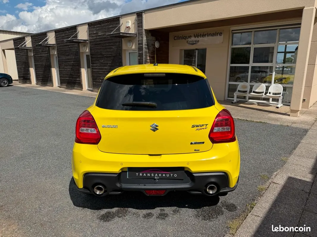 Suzuki Swift 2022 photo 4