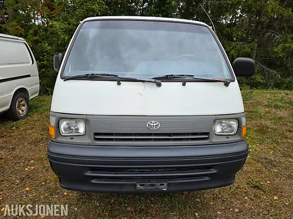 Toyota Hiace 1995 photo 3