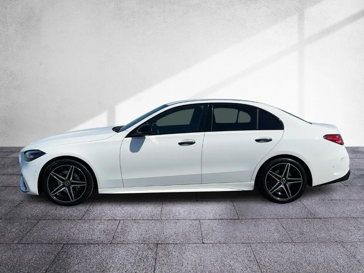 Mercedes-Benz C-Class 2023 photo 3
