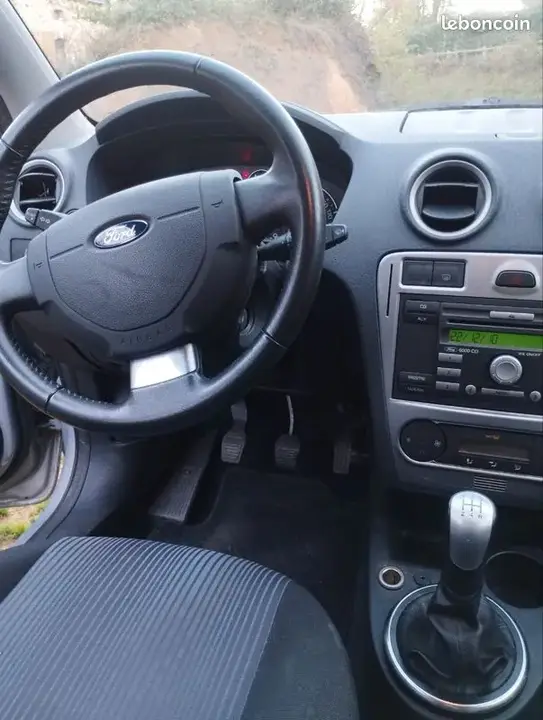 Ford Fusion 2011 photo 3