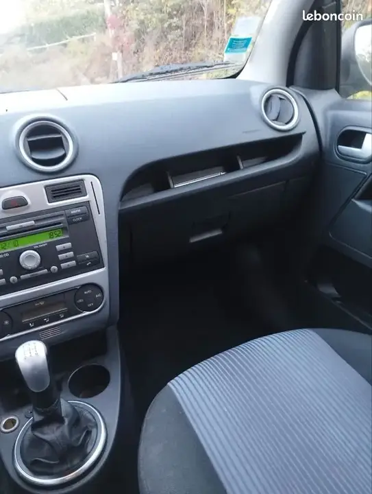 Ford Fusion 2011 photo 4