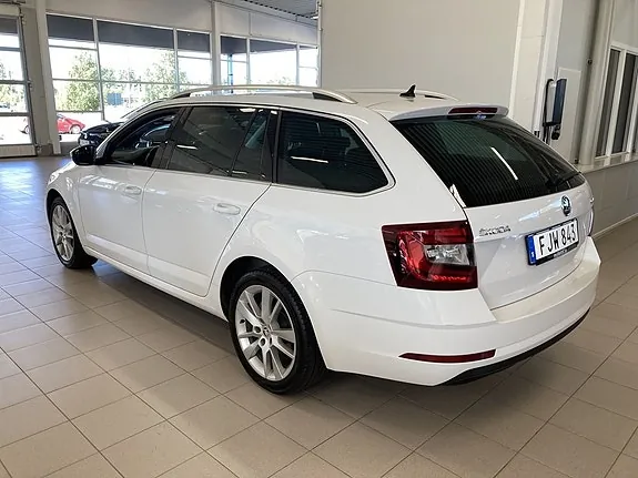 Skoda Octavia 2019 photo 4