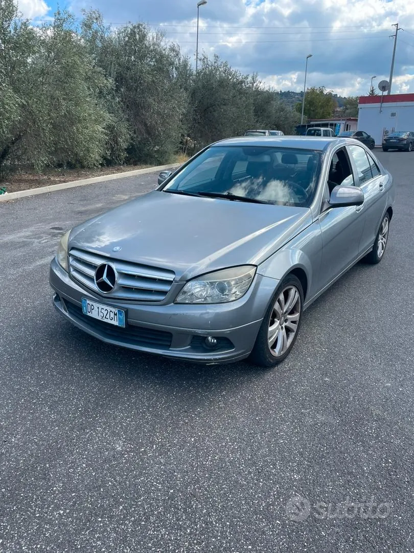 Mercedes-Benz C-Class 2008 photo 2