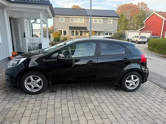 Kia Rio 2016 photo 4