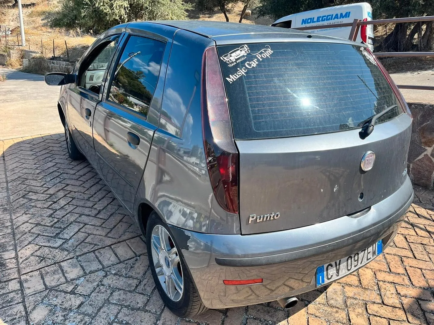 Fiat Punto 2005 photo 4