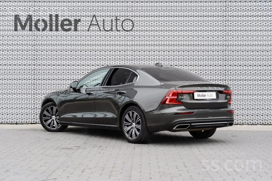Volvo S60 2022 photo 3