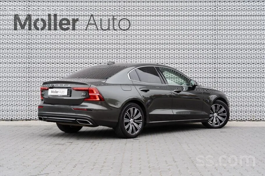 Volvo S60 2022 photo 4