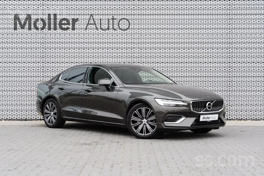 Volvo S60 2022 photo 2
