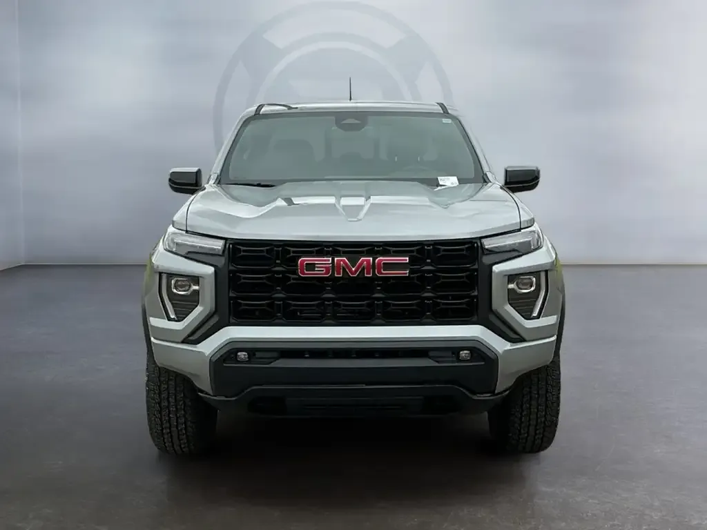 GMC Canyon 2025 photo 2