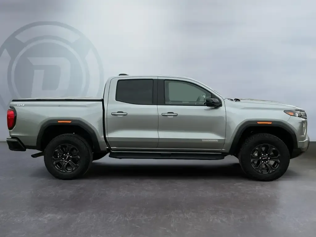 GMC Canyon 2025 photo 4