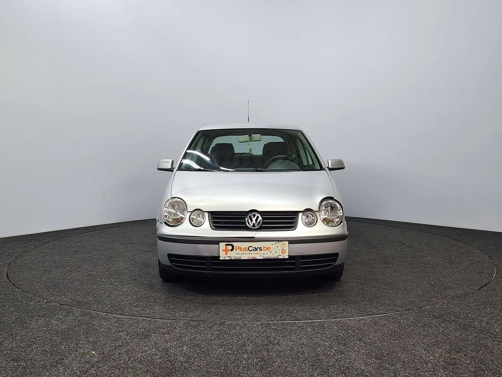 Volkswagen Polo 2004 photo 2