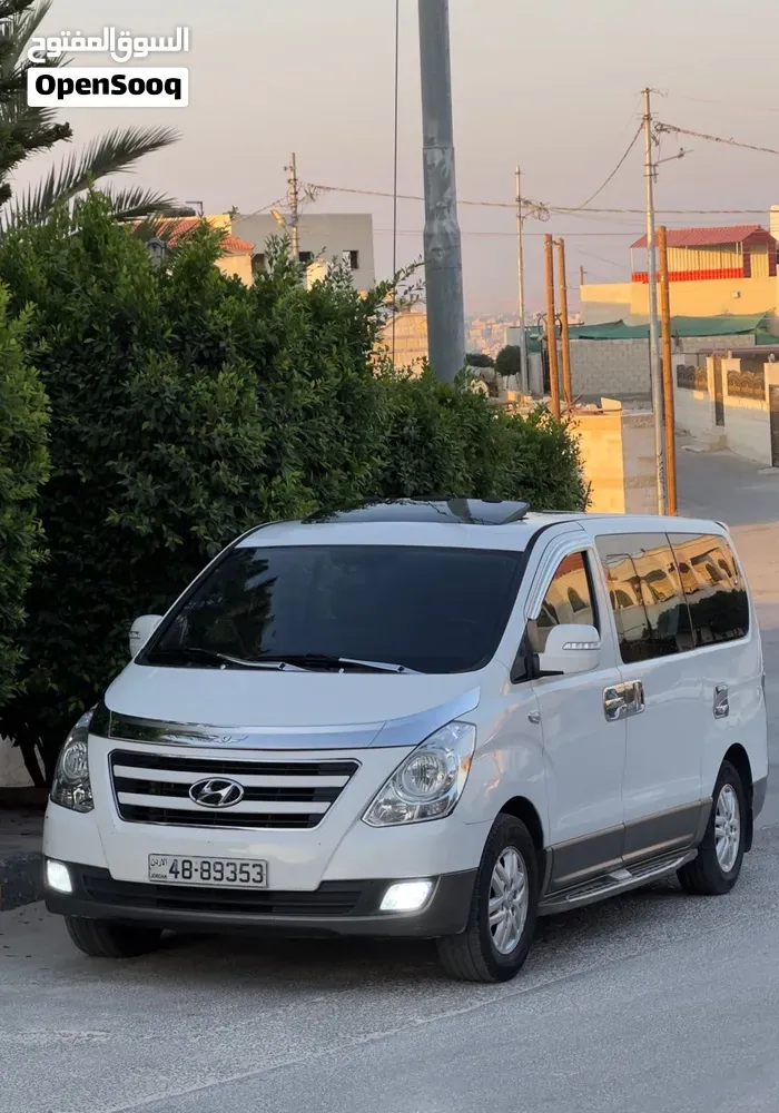 Hyundai H1 2018 photo 3