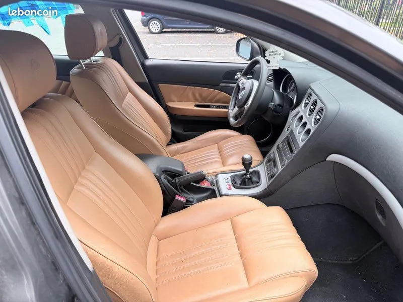 Alfa Romeo 159 2007 photo 3