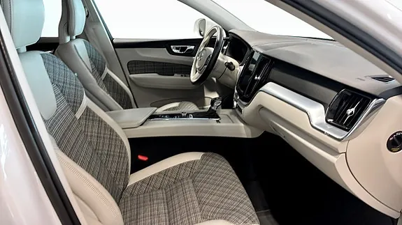 Volvo Xc60 2018 photo 3