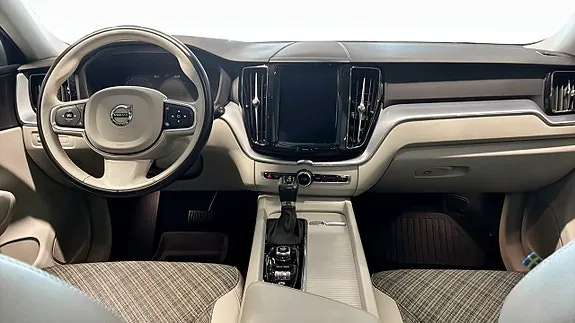 Volvo Xc60 2018 photo 4